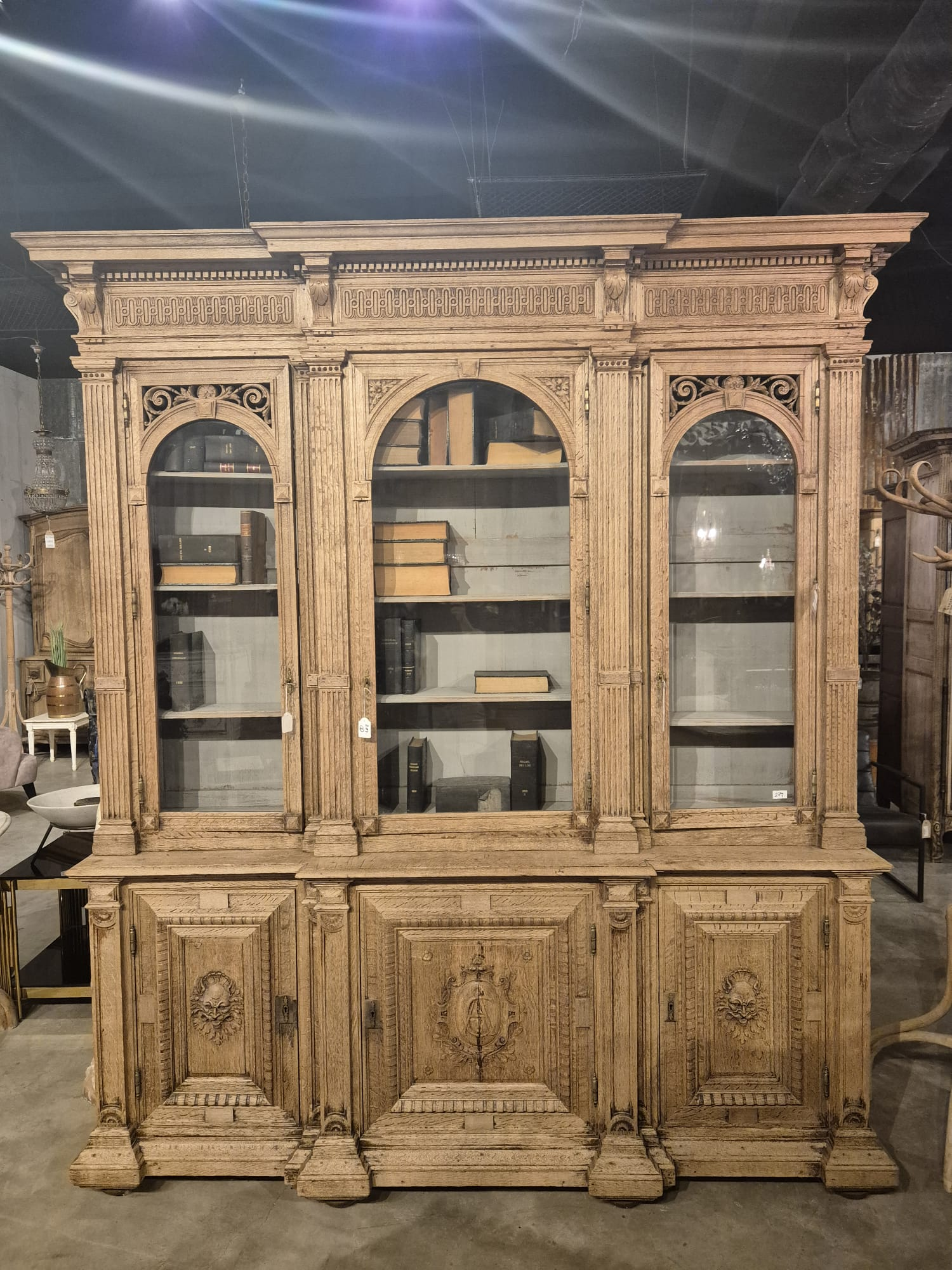 Cabinets – Old World Antieks