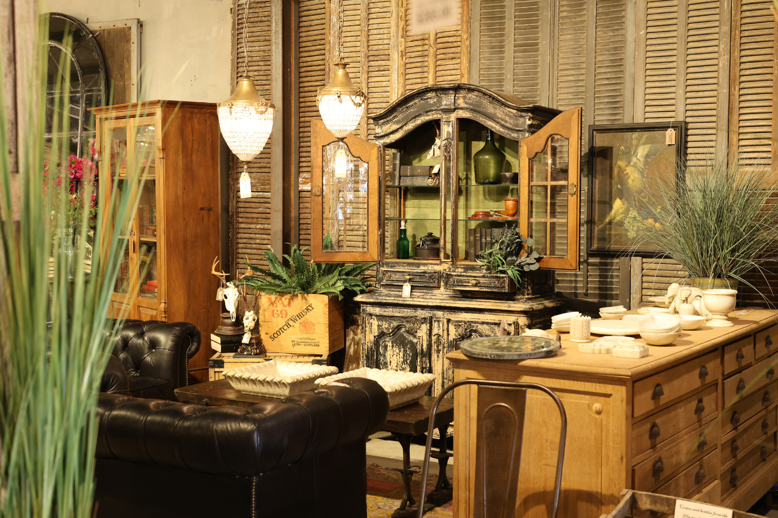 Furniture – Old World Antieks