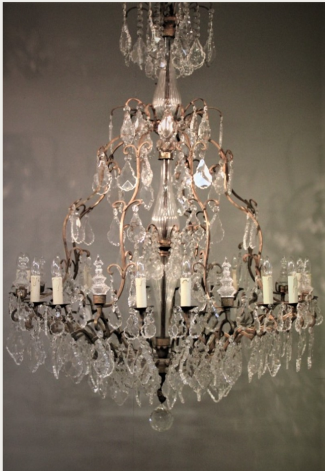 Chandelier Belgium 16