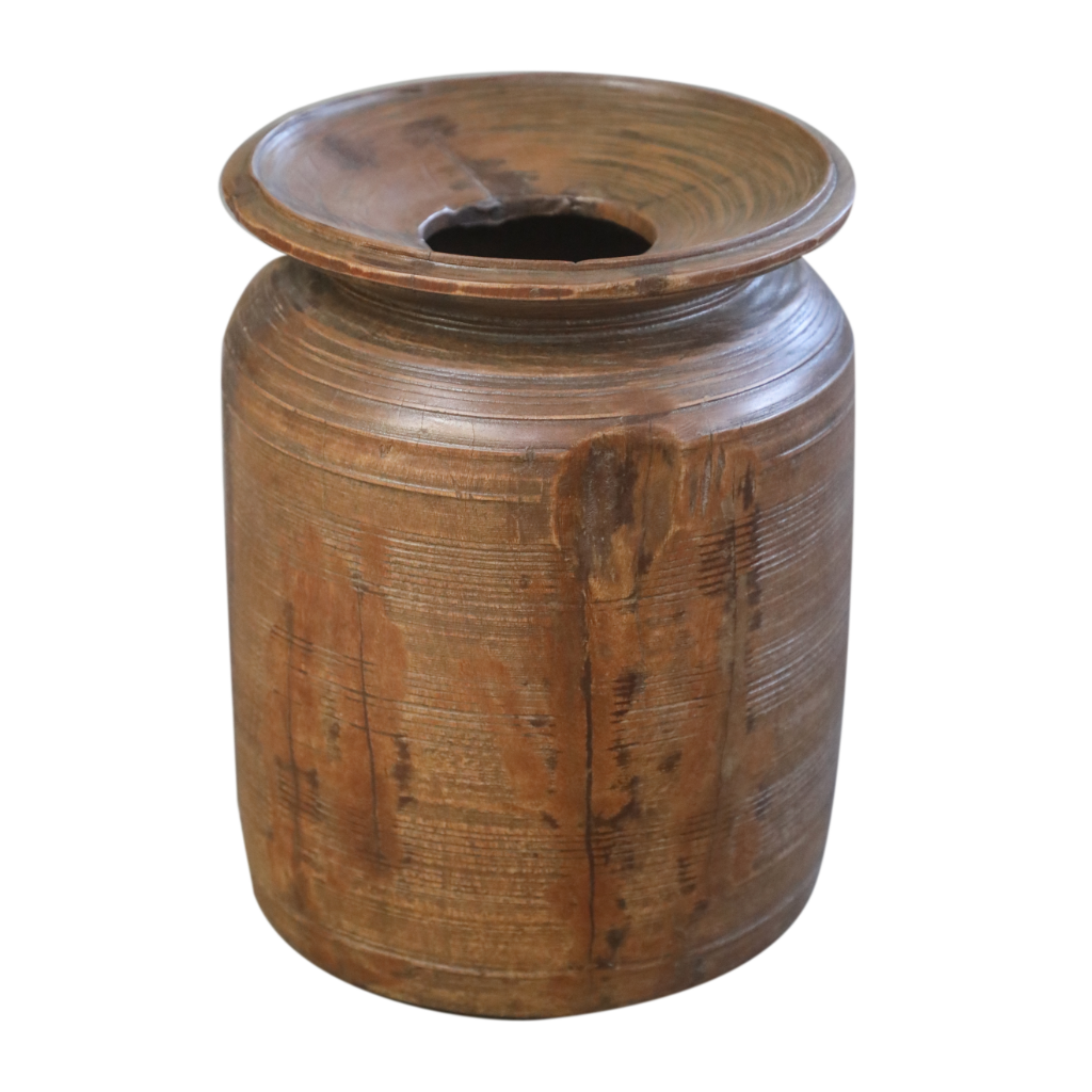 Wooden pot