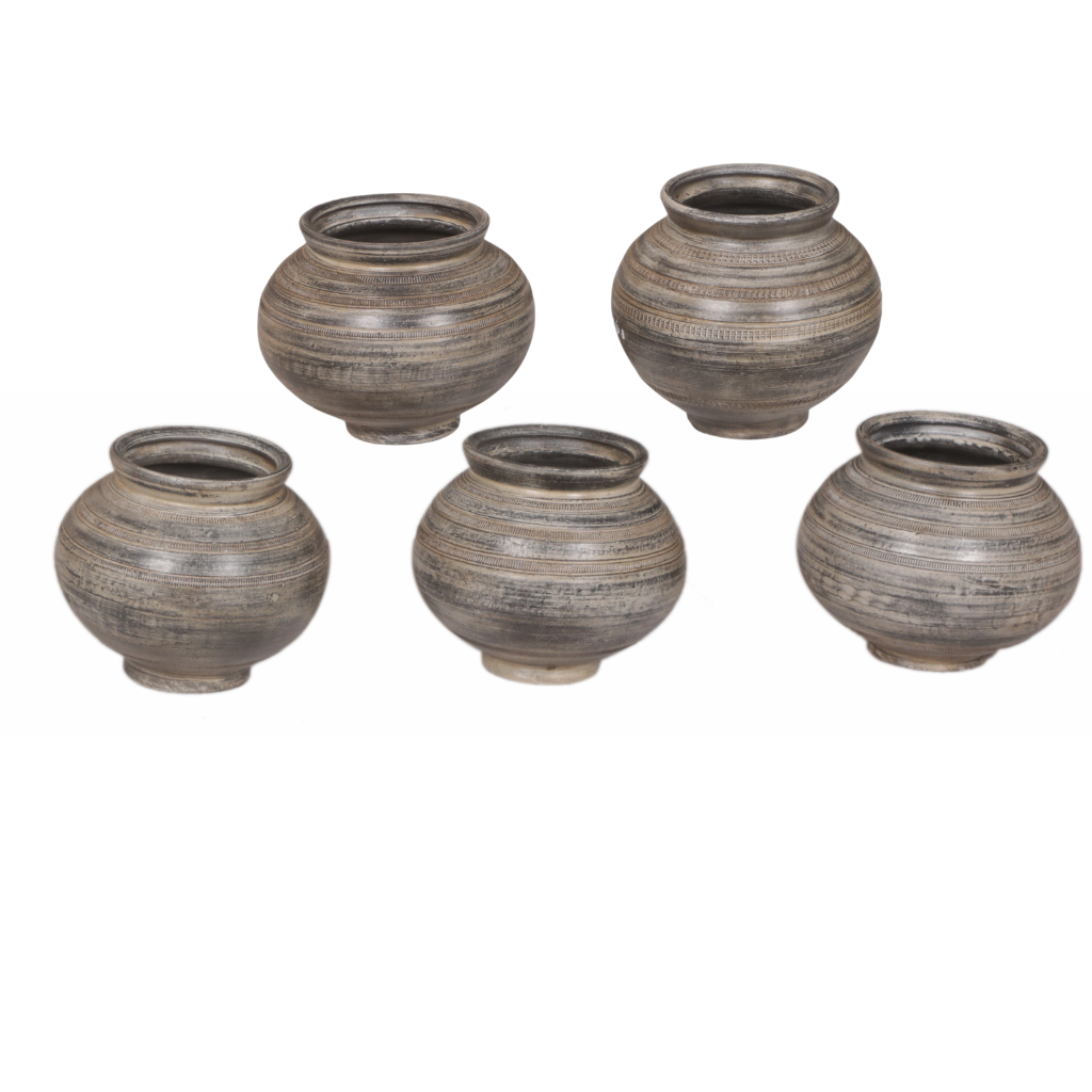 Clay pot
