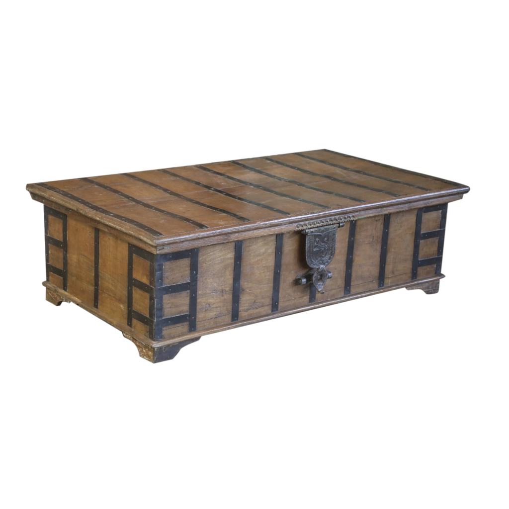 Trunk Table