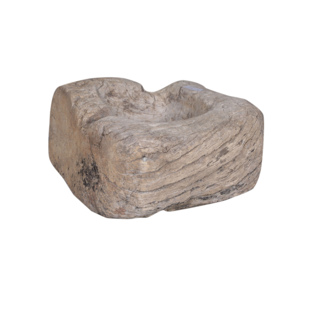 Wooden pot