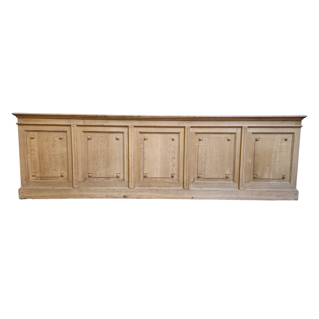 Shop counter