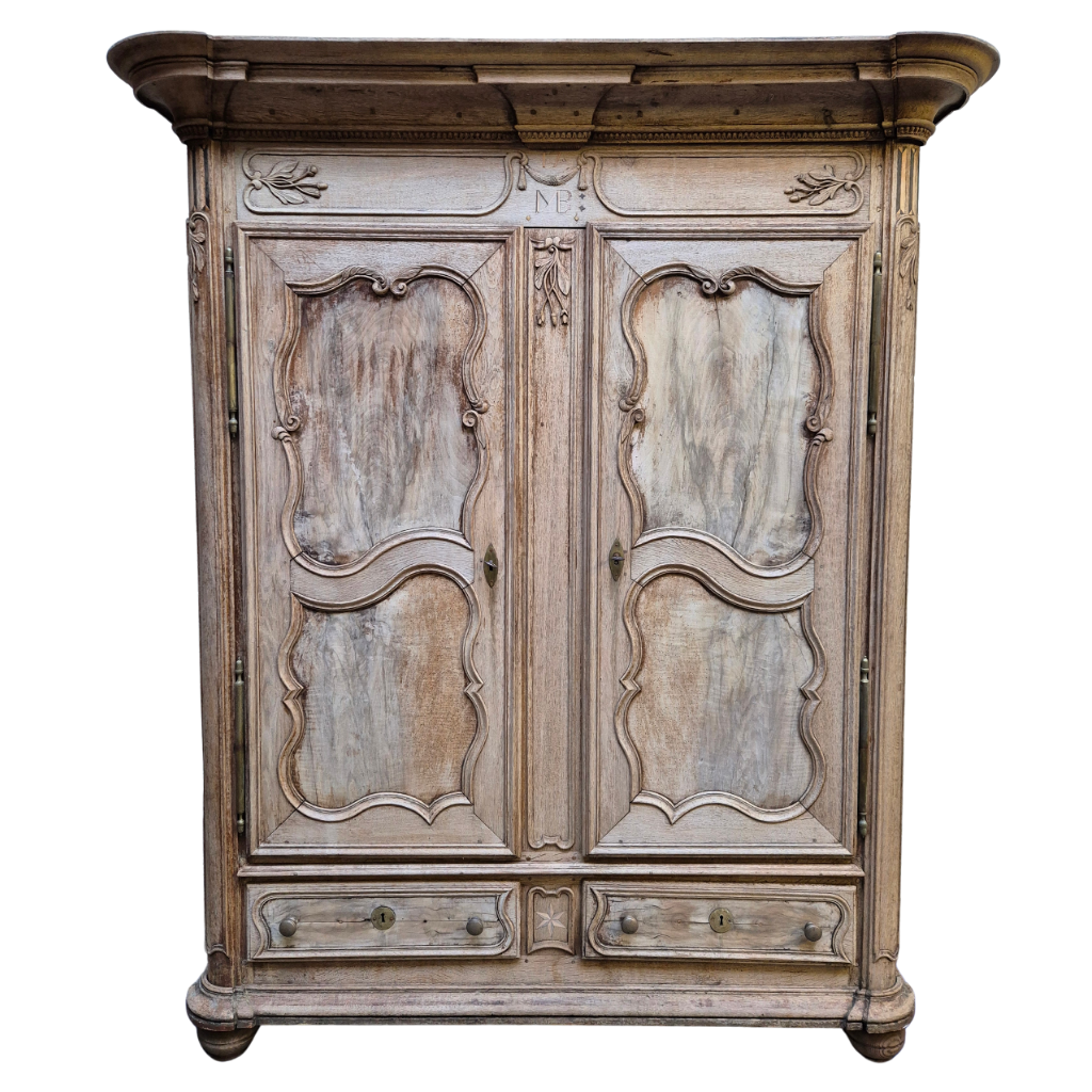 Armoire