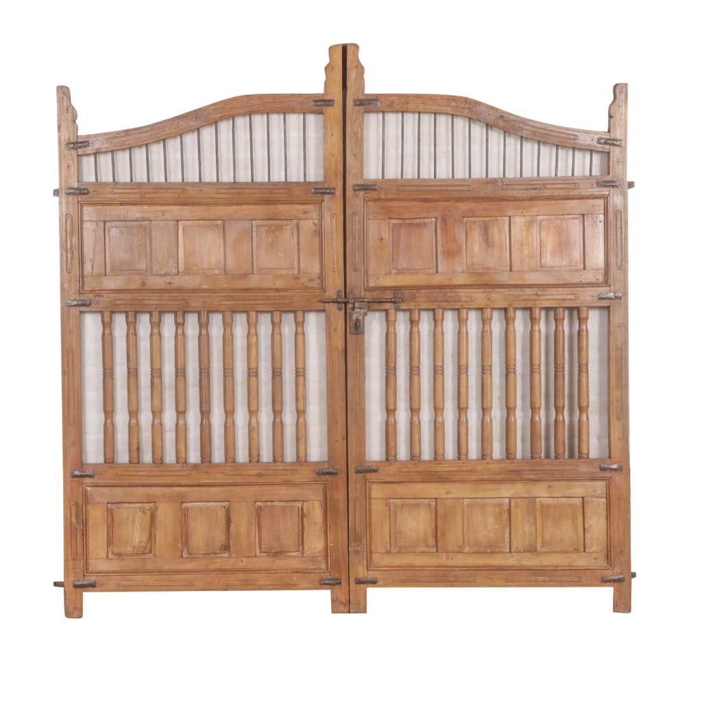Gate